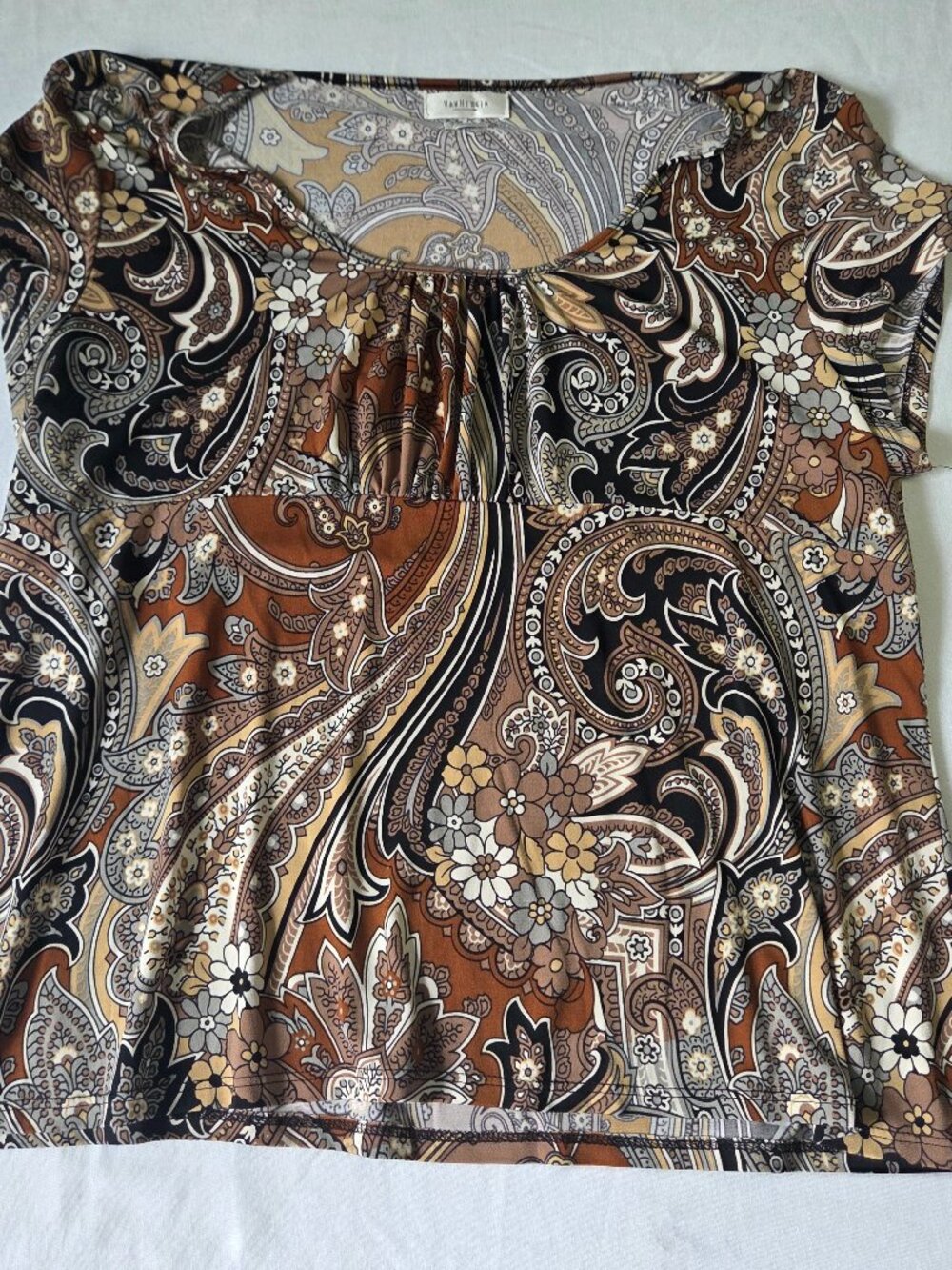 Van Heusen Women's XXL Brown/Tan Paisley scoop neck, empire waist Y2K